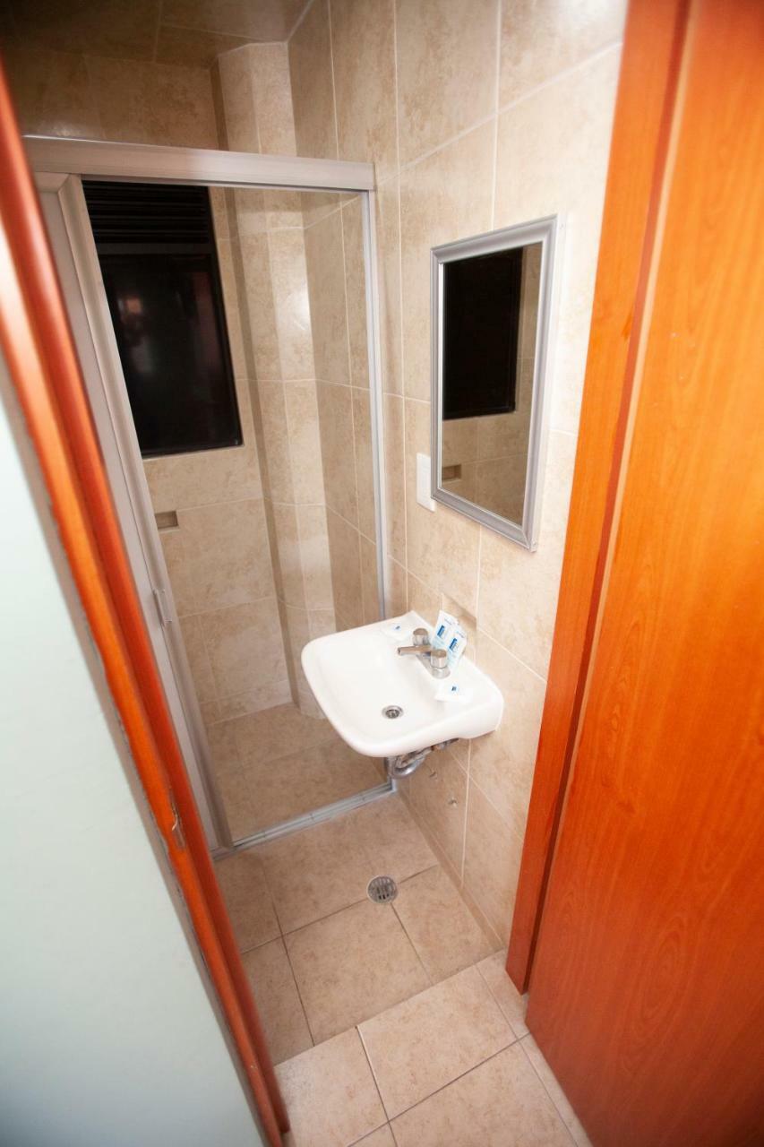 Hotel Lira - Solo Adultos Mexico City Luaran gambar